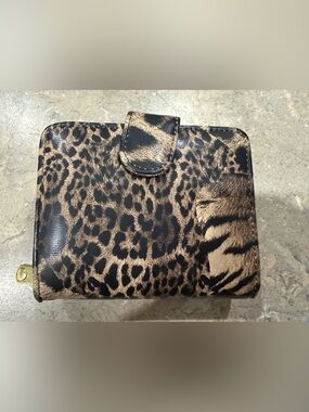 Leopard Print Zip-Closure Organizer Card Wallet